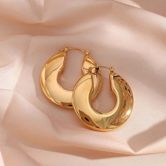 New Chunky 18K PVD Gold Plated Hollow Flat Hoop Earrings - Picture 2 of 8